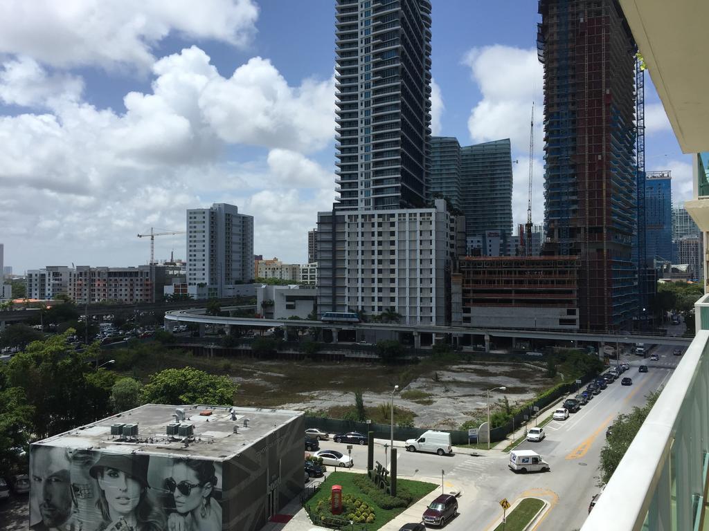 Lyx At One Broadway In Brickell * Miami